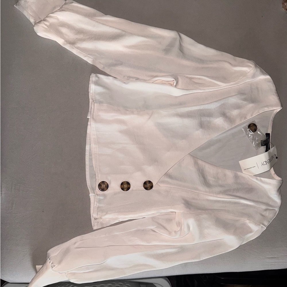 Cream Crop top with Button Detail NWT!